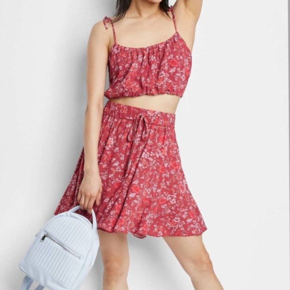 2 PIECE SET Wild Fable Ruffle Mini Skirt  + Crop Top in Dark Pink Floral XS NWT